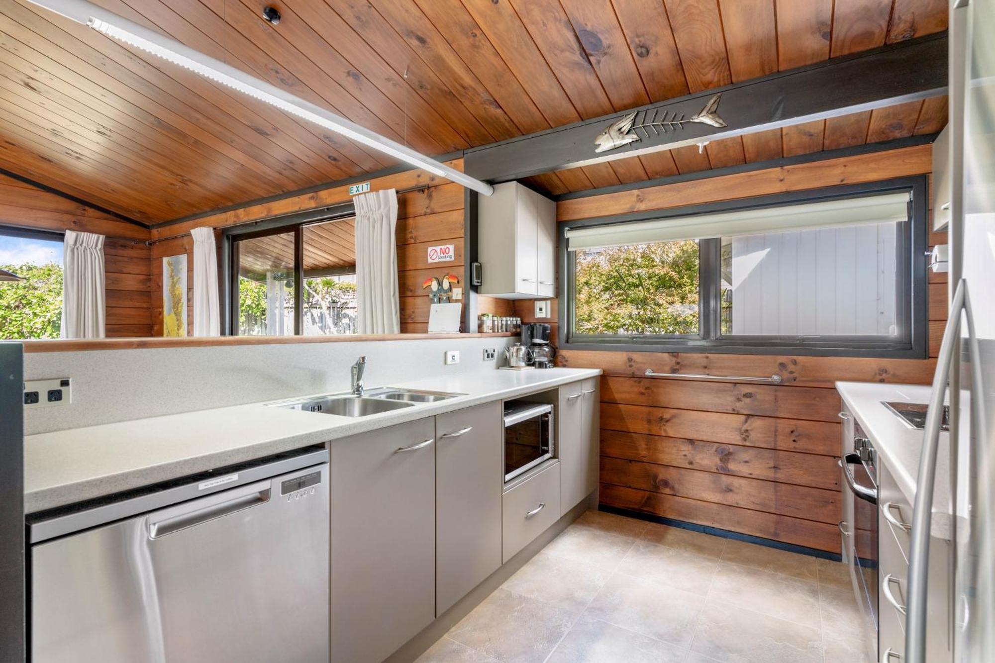 Pauanui Beach House Suntrap מראה חיצוני תמונה