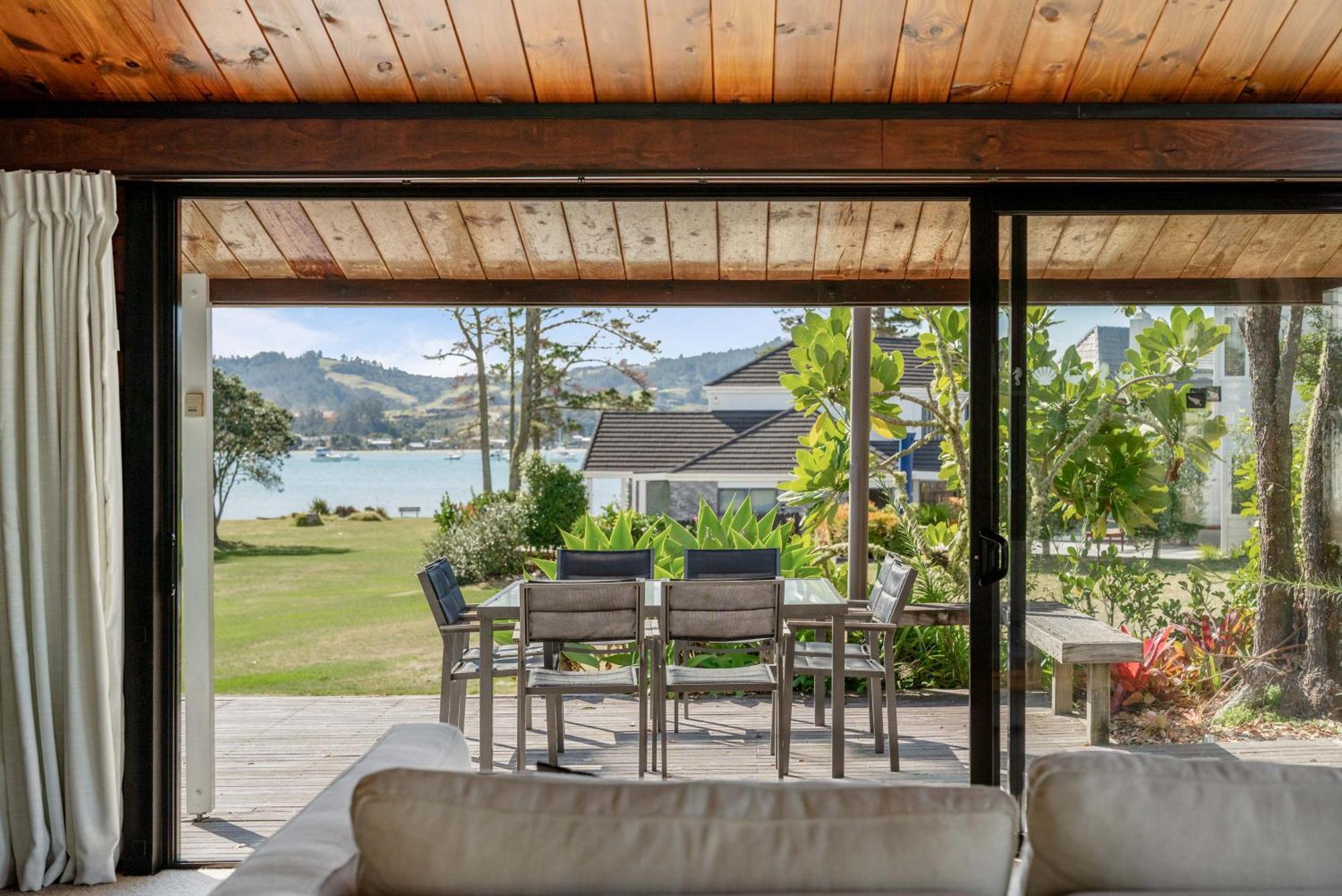 Pauanui Beach House Suntrap מראה חיצוני תמונה