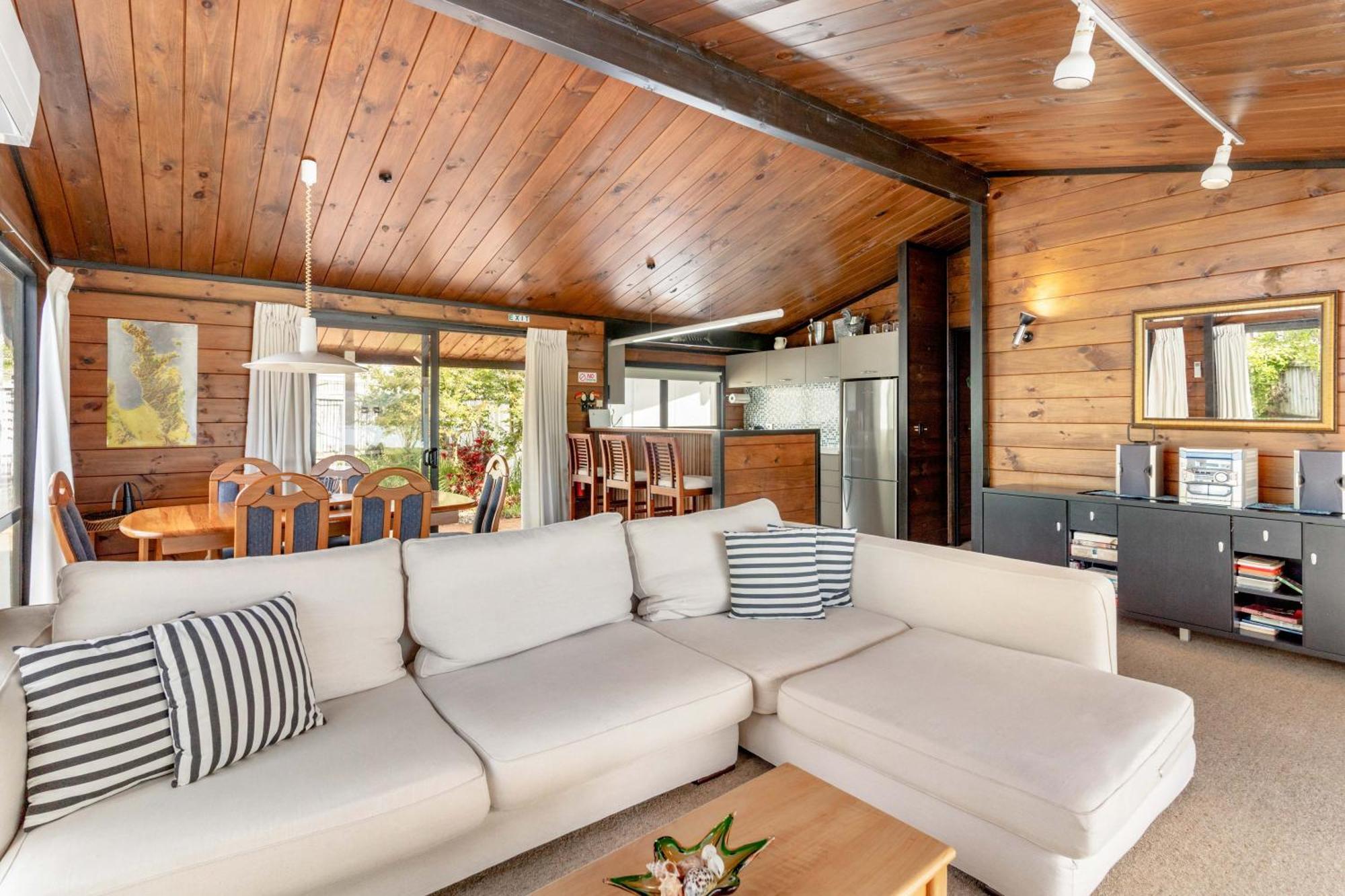 Pauanui Beach House Suntrap מראה חיצוני תמונה